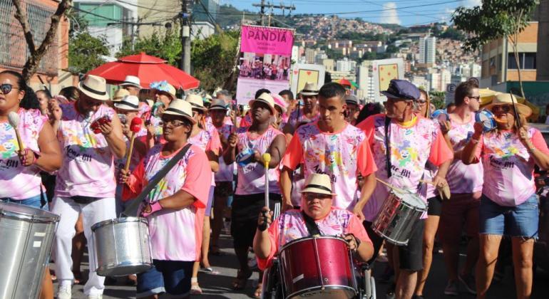 Com apoio da PBH, Carnaval da APAE leva inclusão às ruas da cidade