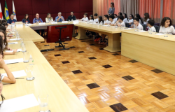 Prefeito Fuad Noman recebe estudantes para debater despoluição da Lagoa da Pampulha
