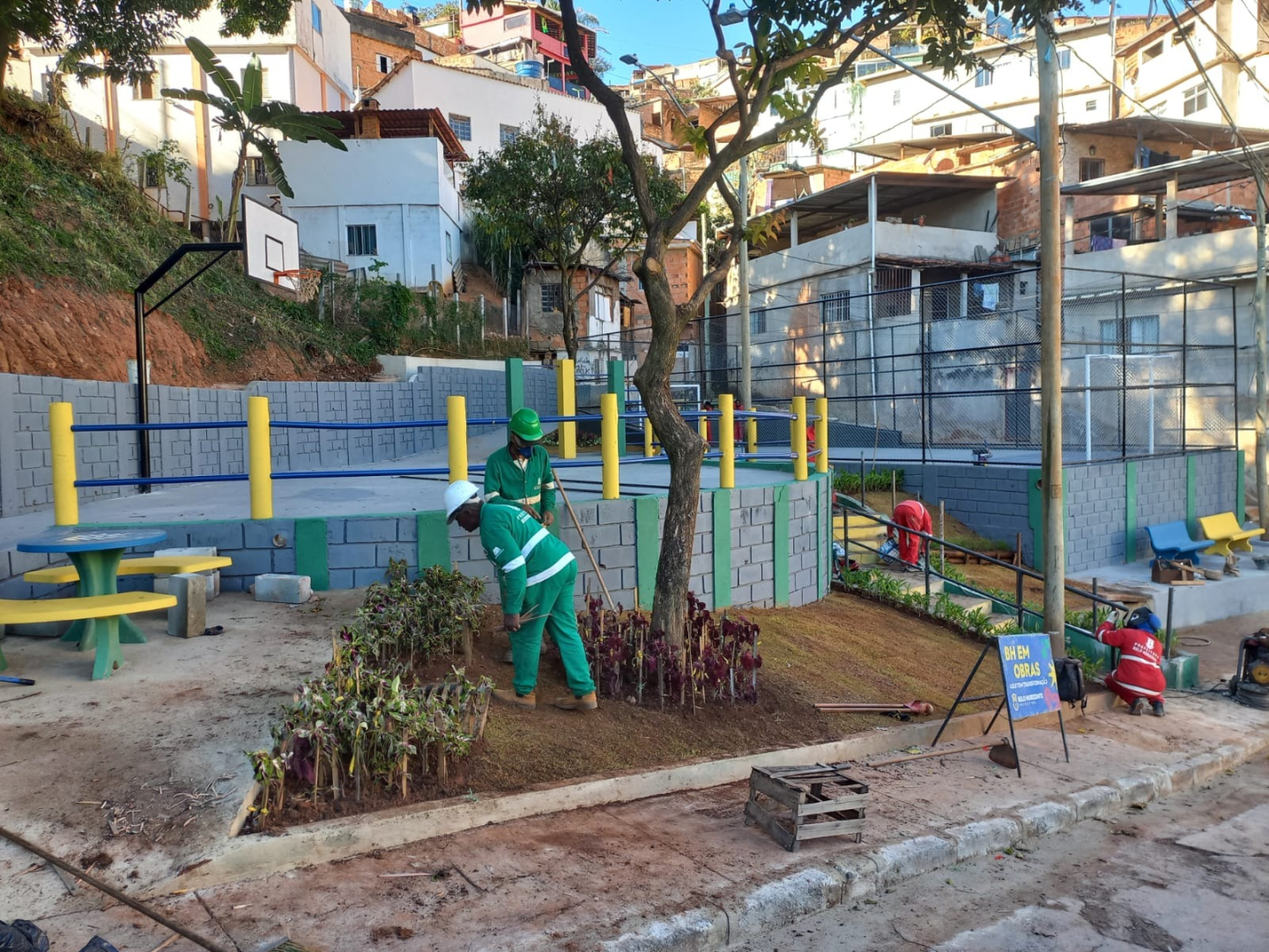 Praça na Vila Nossa Senhora da Conceição é revitalizada com apoio de moradores e será entregue neste sábado