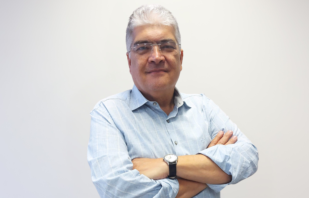 Diretor de Necrópoles da FPMZB