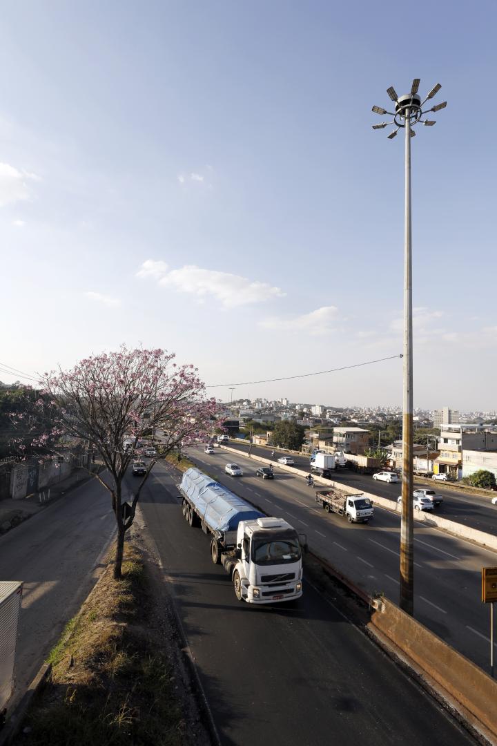 Novo Anel visto de cima com caminhão na via