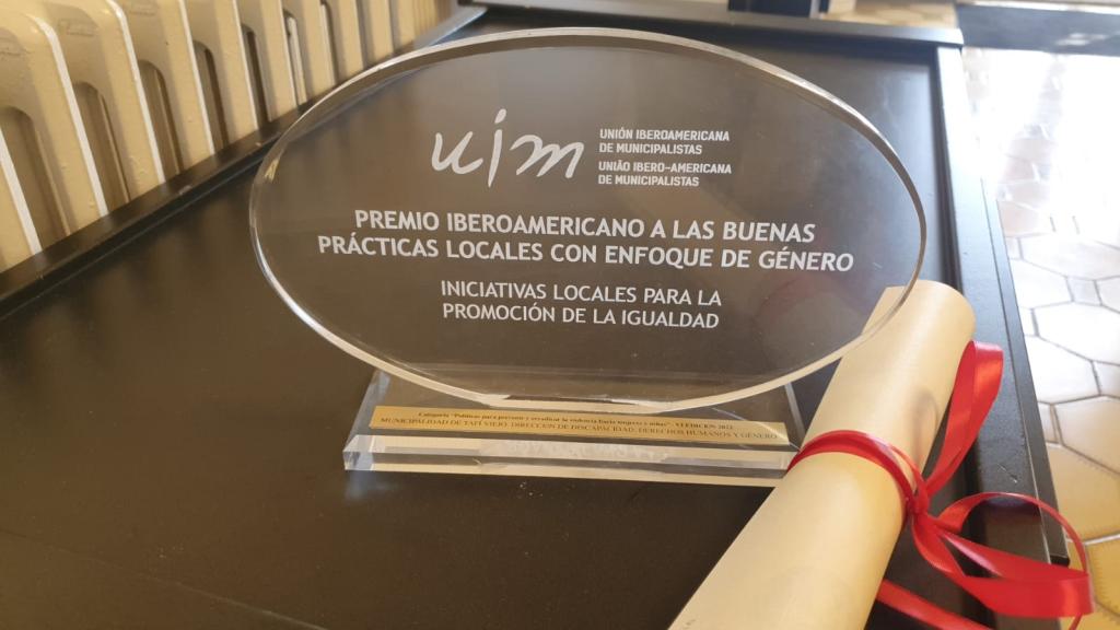 El proyecto de educación informática para mujeres de PBH es premiado en España
