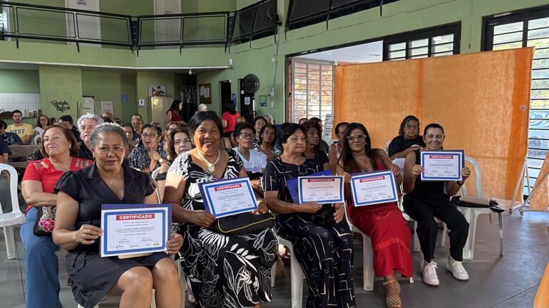 Elderly Discover the Power of Artificial Intelligence in the Northern Region - Belo Horizonte City Hall