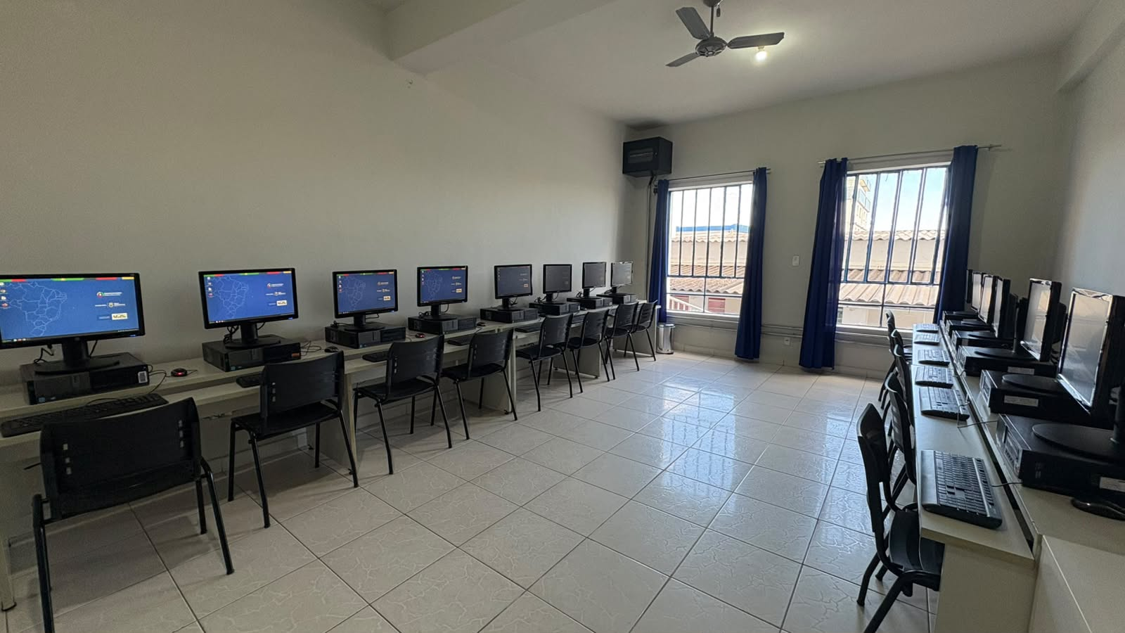 Com nova unidade no Barreiro, PBH fortalece inclusão digital e chega a 162 telecentros na cidade