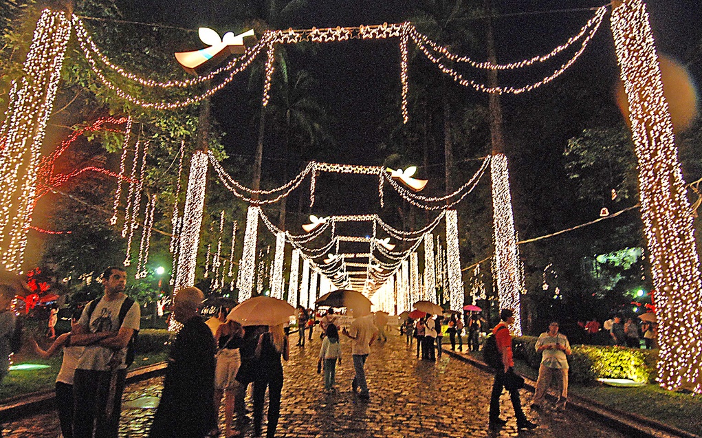 Iluminação na Praça da Liberdade terá operação de trânsito