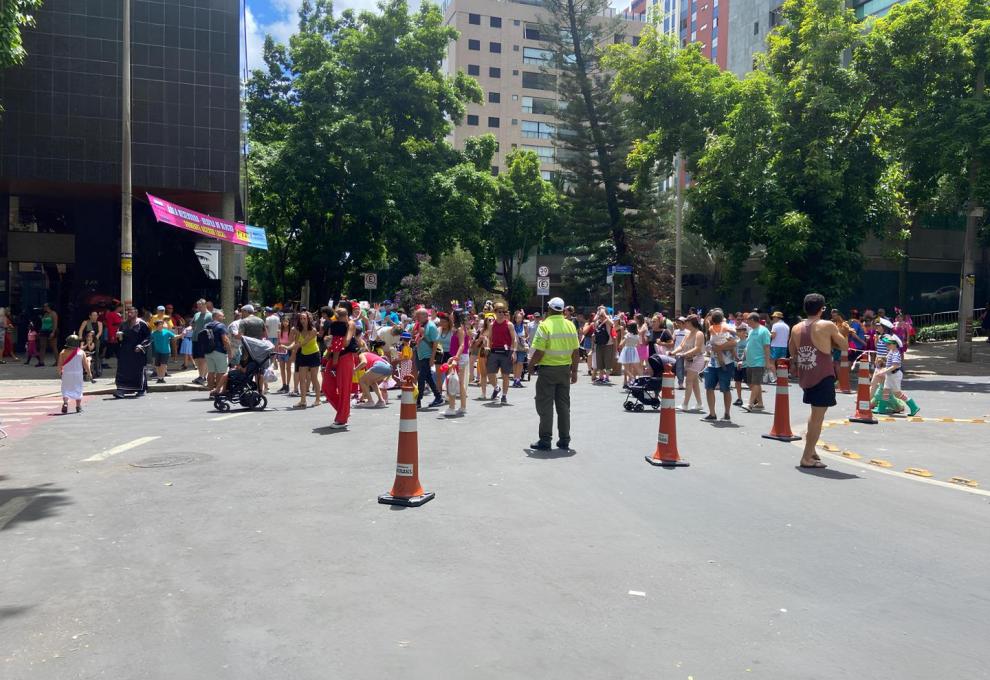 Vias do Centro de BH terão o trânsito alterado para desfile do Chama o Síndico