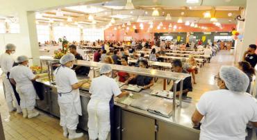 Prefeitura comemora 12 anos de inauguração do Restaurante Popular do Barreiro
