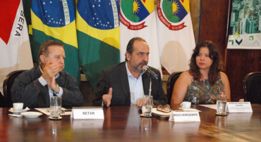 O prefeito de Betim, Vittorio Medioli, o prefeito de Belo Horizonte, Alexandre Kalil...