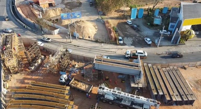 Trânsito na Cristiano Machado será alterado para obra de viaduto no Guarani Trânsito na Cristiano Machado será alterado para obra de viaduto no Guarani