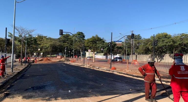 Avenidas Oscar Paschoal e Carlos Luz terão trânsito alterado para recapeamento