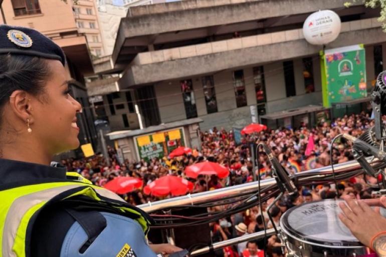 Guardas municipais bilingues reforçam a segurança dos turistas e atuam no combate a crimes no Carnaval 