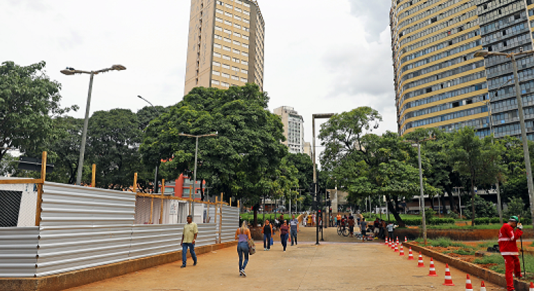  Prefeitura inicia obras para reforma da Praça Rio Branco (Praça da Rodoviária) 