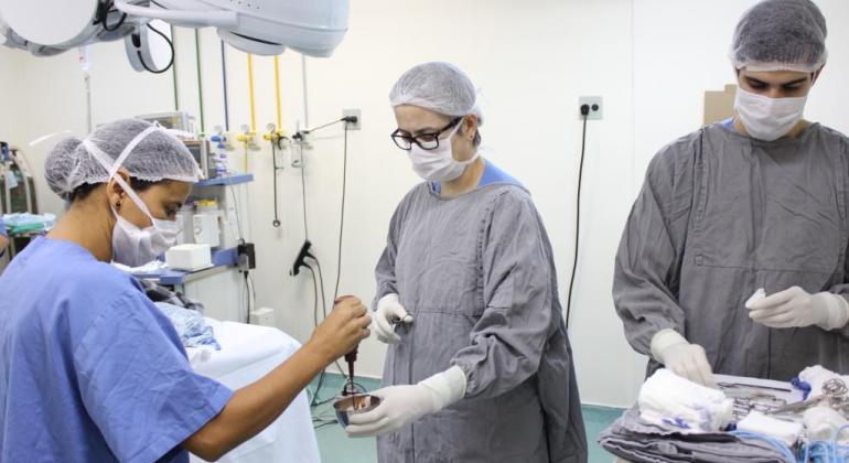PBH nomeia mais 132 técnicos de enfermagem para atuação nas unidades de saúde Profissional de saúde