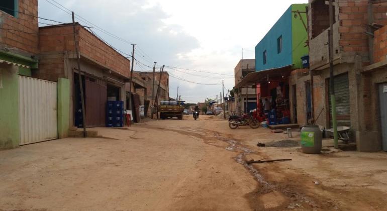 Moradores da Dandara conquistam o plano de regularização urbanística da região Comunidade Dandara