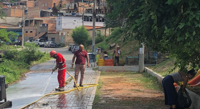 Prefeitura inaugura Rua de Estar no Bairro Jardim Felicidade Prefeitura inaugura Rua de Estar no Bairro Jardim Felicidade