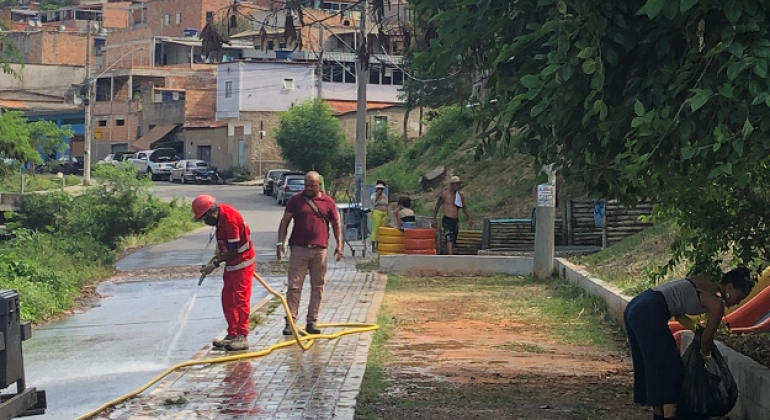 Prefeitura inaugura Rua de Estar no Bairro Jardim Felicidade