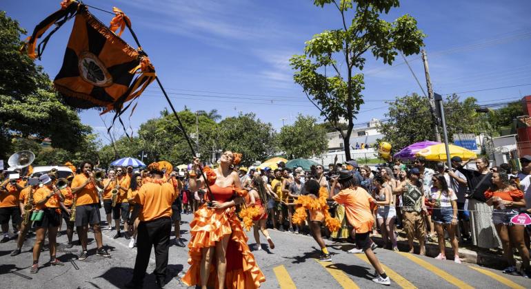 Prefeitura de BH capacita blocos de Carnaval contra importunação sexual