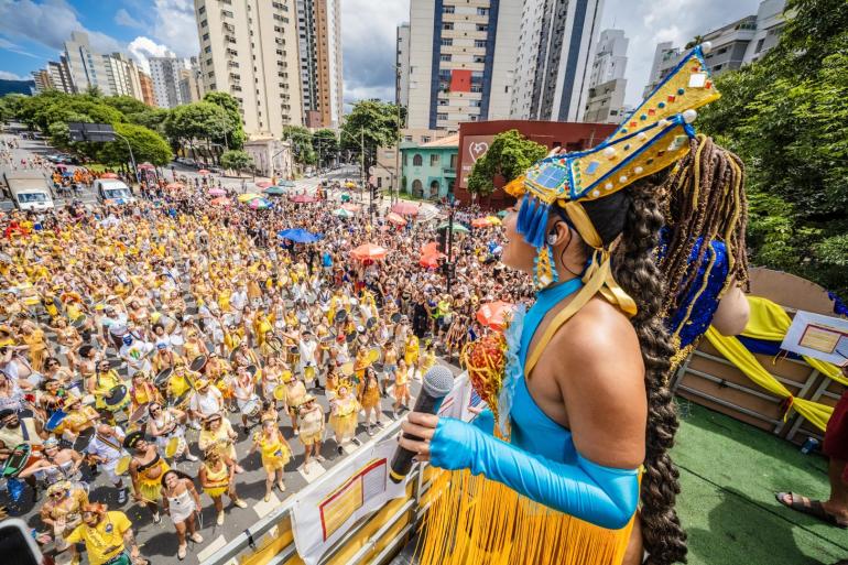 Faturamento no Carnaval anima o comércio e movimenta os microempreendedores