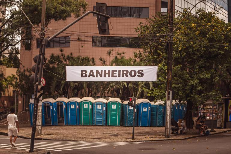 PBH amplia o número de banheiros químicos e fixos para os foliões durante o Carnaval