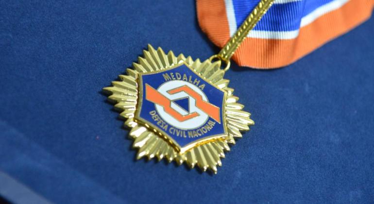 Agentes da Defesa Civil de BH serão agraciados com medalha nacional Agentes da Defesa Civil de BH serão agraciados com medalha nacional