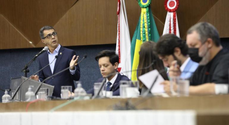 PBH apresenta resultados após os dois primeiros repasses às empresas de ônibus PBH apresenta resultados após os dois primeiros repasses às empresas de ônibus