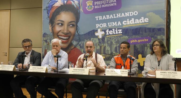 Prefeitura apresenta ações preventivas para o período chuvoso em Belo Horizonte Fuad Noman e representantes em coletiva