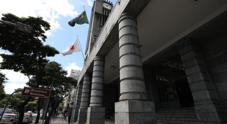 Confira o funcionamento da Prefeitura no dia 21 de abril Confira o funcionamento da Prefeitura no dia 21 de abril