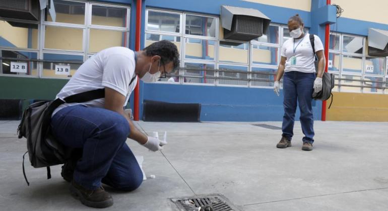 Vistoria contra o Aedes Aegypti em escola