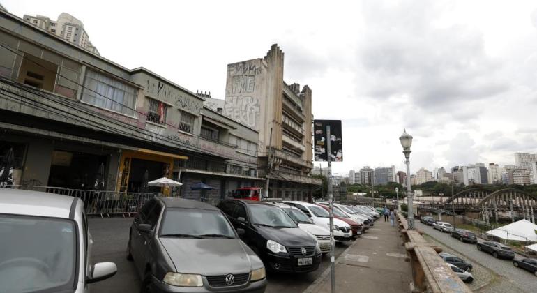 Rua Sapucaí será fechada para o trânsito aos domingos