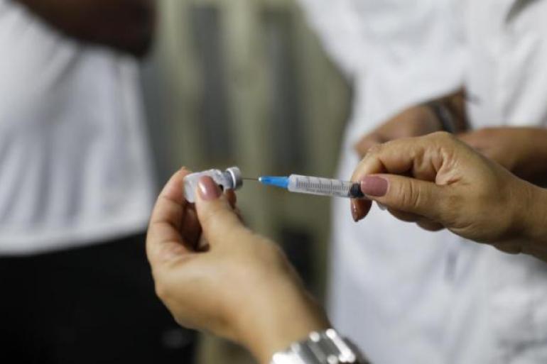 Vacina contra o Vírus Sincicial Respiratório (VSR) é oferecida para gestantes 