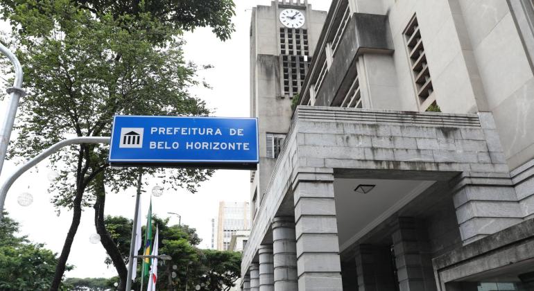 Prefeitura amplia acesso à moradia popular e fortalece mercado imobiliário