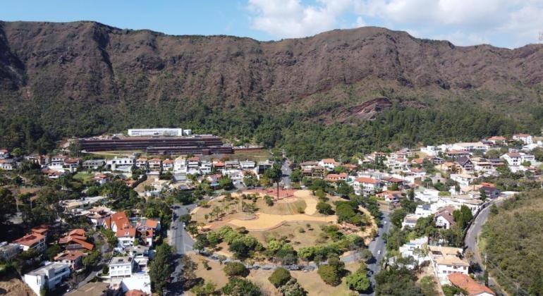 PBH e Instituto assinam termo para reabertura da Trilha da Crista, na Serra do Curral