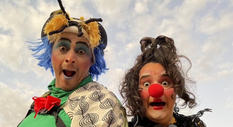 Espetáculo infantil estreia no palco do Teatro Marília com a arte da palhaçaria