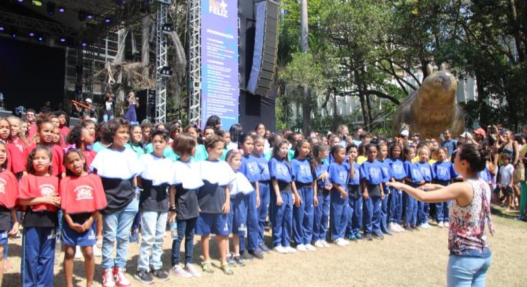 Encontro de Corais de Escolas Municipais celebra 125 anos de Belo Horizonte Encontro de Corais de Escolas Municipais celebra 125 anos de Belo Horizonte
