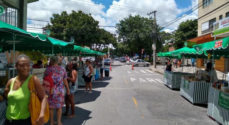 Feira de artesanatos funcionando na região Nordeste 