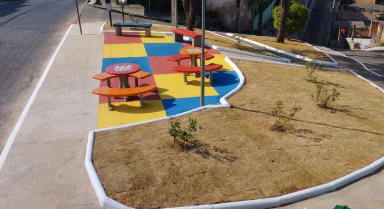 Secretaria de Obras e infraestrutura revitaliza 100 Praças em 100 dias Secretaria de Obras e infraestrutura revitaliza 100 Praças em 100 dias