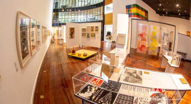 Catálogo das exposições dos museus da Pampulha será apresentado na Casa do Baile Catálogo das exposições dos museus da Pampulha será apresentado na Casa do Baile