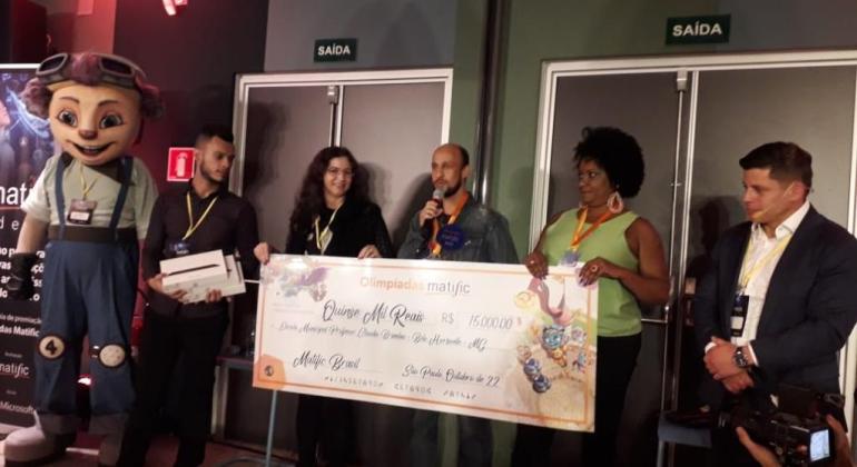 Escolas da rede municipal são premiadas na Olímpiada Nacional de Matemática Escolas da rede municipal são premiadas na Olímpiada Nacional de Matemática