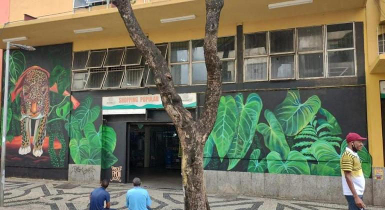 Shopping Caetés ganha painéis com intervenções artísticas