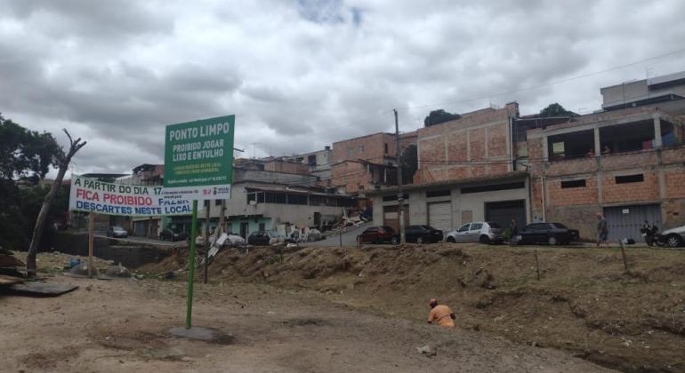 Jardim Felicidade ganha Ponto Limpo com plantio de 48 árvores Área de Ponto Limpo