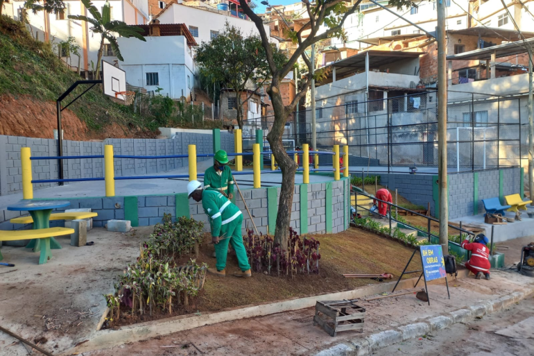 Praça na Vila Nossa Senhora da Conceição é revitalizada com apoio de moradores e será entregue neste sábado Praça na Vila Nossa Senhora da Conceição é revitalizada com apoio de moradores e será entregue neste sábado