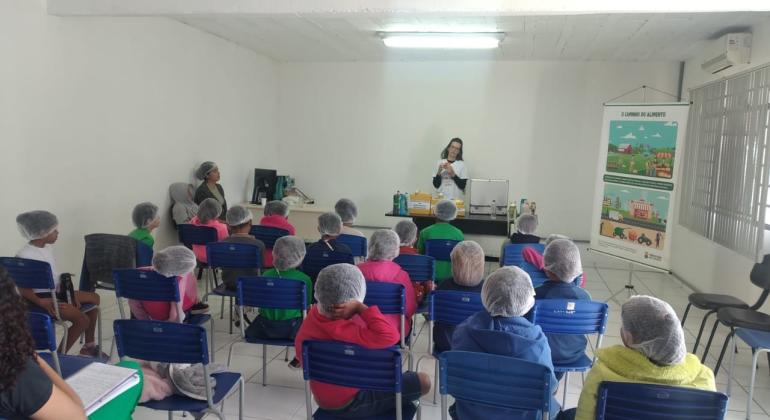 Alunos da Rede Municipal aprendem sobre práticas alimentares saudáveis