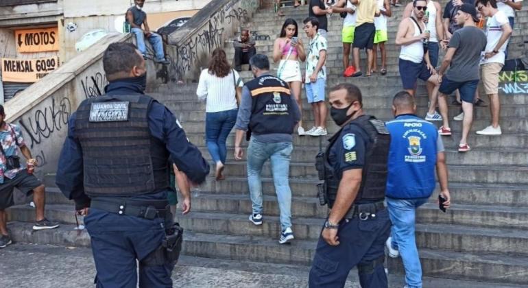 Fiscais e Guarda Municipal atuam em eventos durante o período de carnaval em BH 