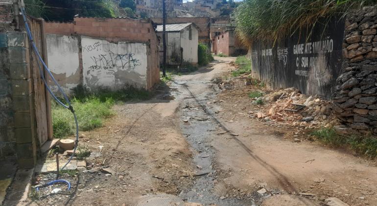 Moradores serão beneficiados com retomada de obras na Vila Apolônia