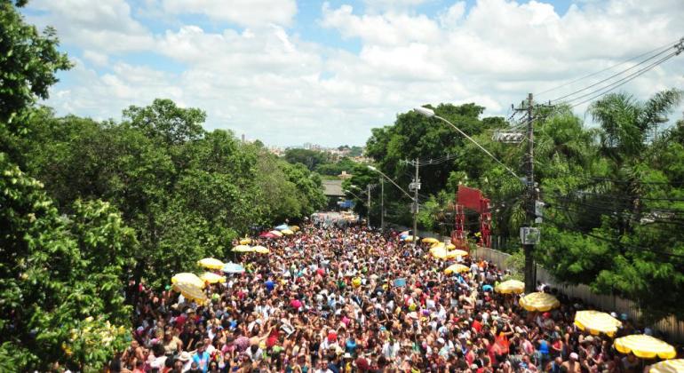 Cadastramento de ambulantes para o Carnaval de Belo Horizonte começa no dia 18 Cadastramento de ambulantes para o Carnaval de Belo Horizonte começa no dia 18