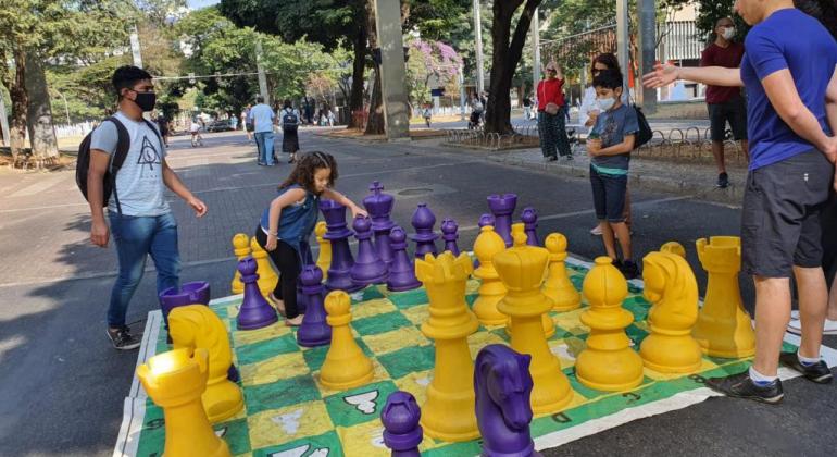 A Rua é Nossa tem quatro espaços para a convivência e lazer, neste domingo A Rua é Nossa