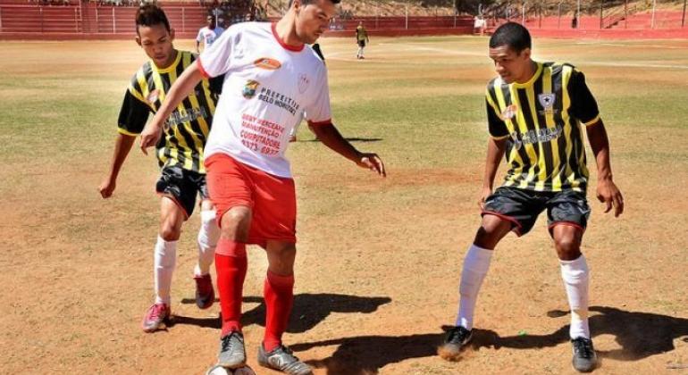 Copa Centenário tem 13 jogos da terceira rodada dos módulos B e C, neste  domingo