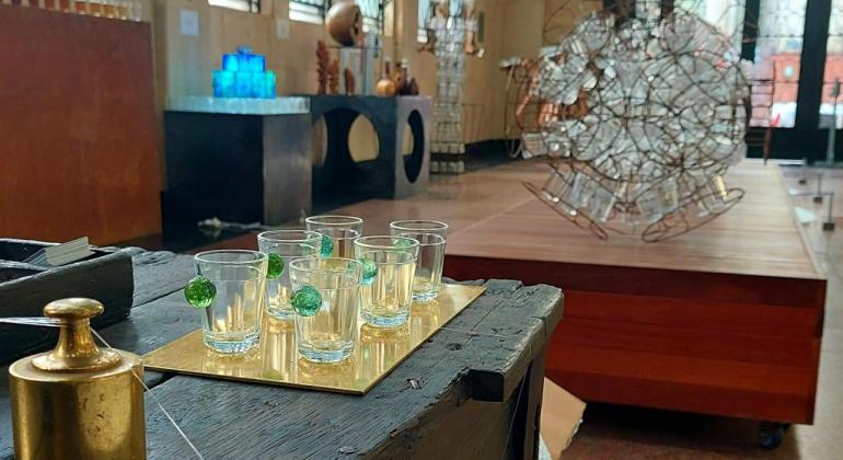 Sede da Belotur recebe exposição inspirada no Copo Lagoinha, ícone de BH Sede da Belotur recebe exposição inspirada no Copo Lagoinha, ícone de BH