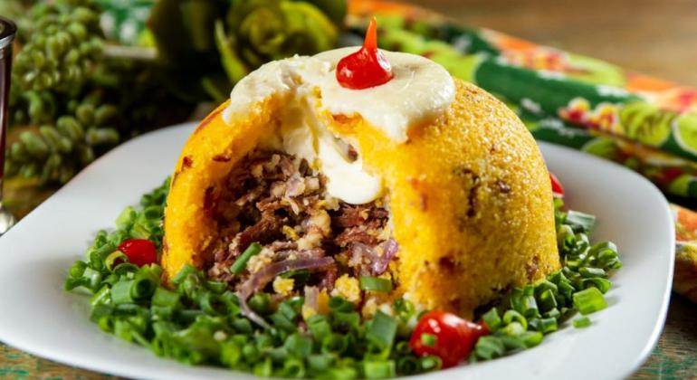 Gastronomia tem destaque especial no Arraial de Belo Horizonte 2022 Prato gastronômico