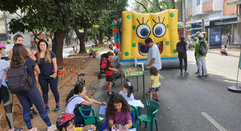 BH é da Gente tem exposição de carros antigos e atividades esportivas e de lazer no primeiro domingo de julho Atividades de lazer do BH é da Gente